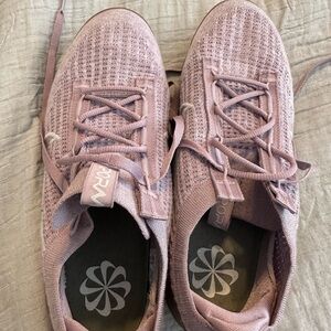 Nike Women's Pink Knit Sneakers